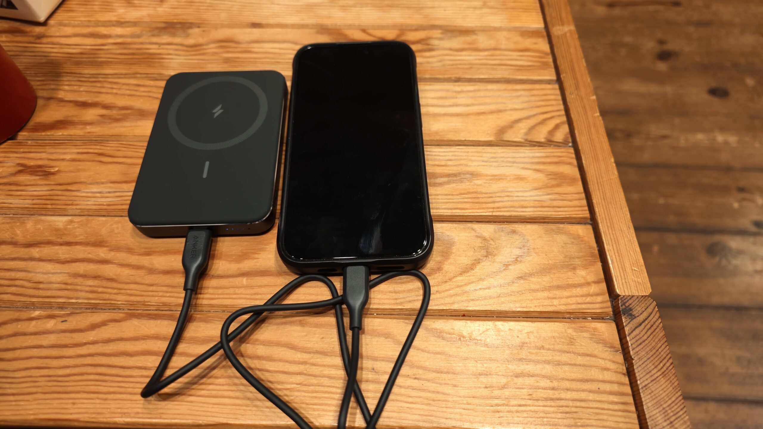 Anker Nano Power BankとiPhoneをUSB-Cケーブルで有線接続したところ